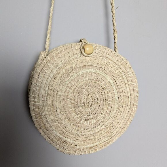 Round Straw Crossbody Bag – Pale Tan Summer Style, 7.5” Body, 24” Strap - Picture 1 of 8